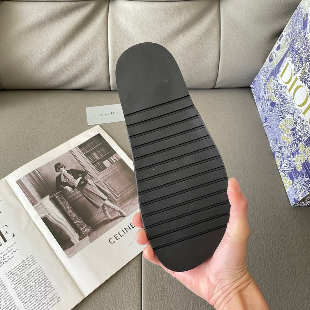 Clauses Dior