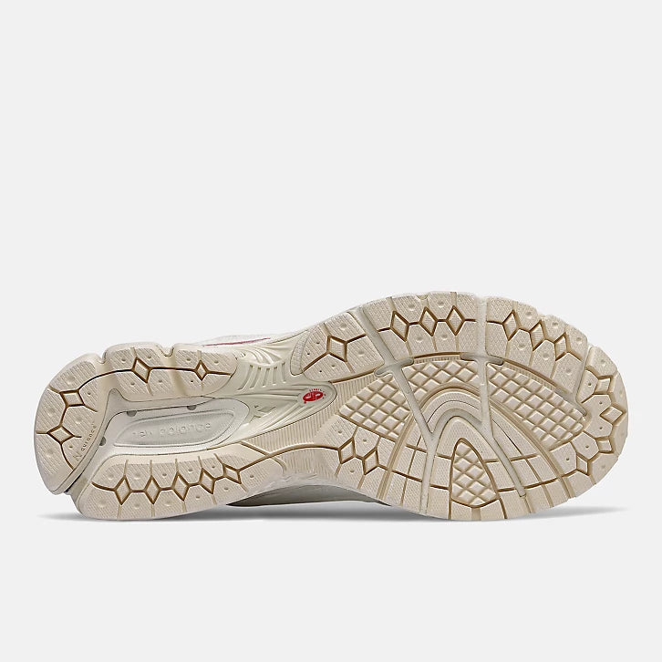 NEW balance 2002r pack protection