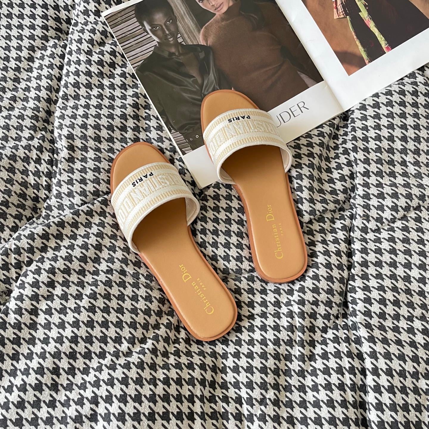 Sandales Christian Dior Paris